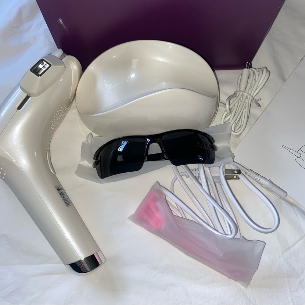 New w/Box UCATINI AP10 Home Use Laser Hair Removal Device, Bought But Never Used - Picture 7 of 16
